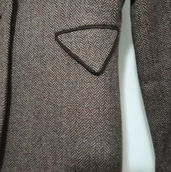 TAHARI BLAZER - Picture 6 of 9